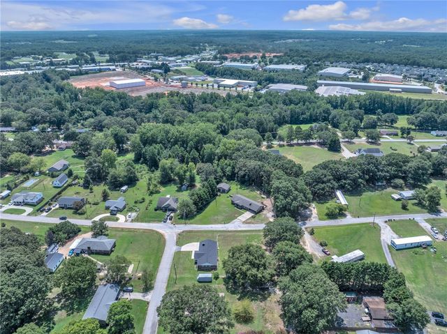 207 Vinewood Street, Piedmont, SC 29673