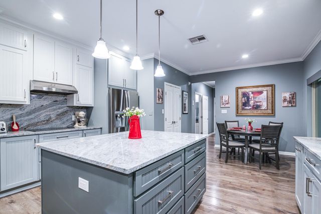 13227 Lynn Lane, Santa Fe, TX 77510