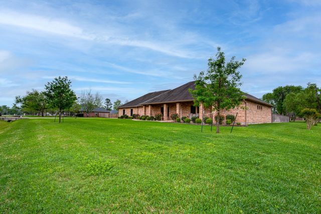 13227 Lynn Lane, Santa Fe, TX 77510