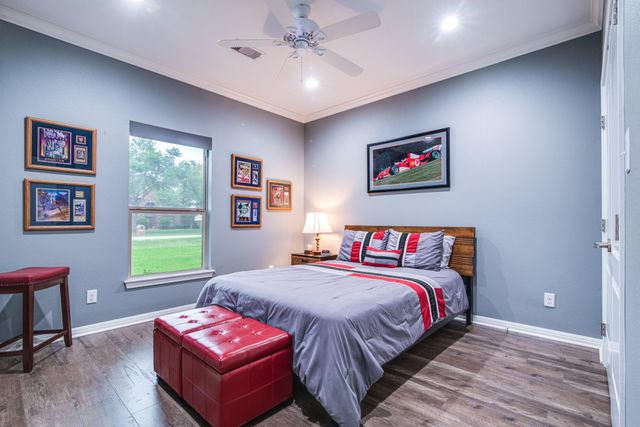 13227 Lynn Lane, Santa Fe, TX 77510