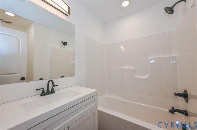 308 Constitution Dr, Ruther Glen, VA 22546