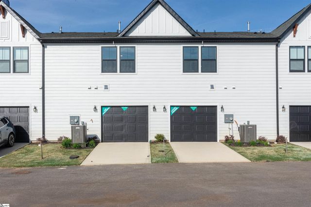 1194 N Pleasantburg Drive, Greenville, SC 29607