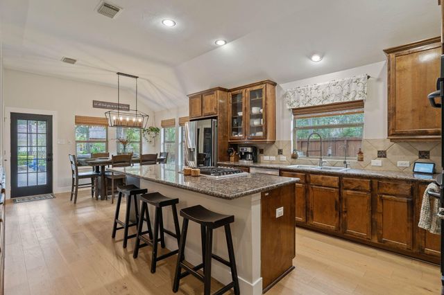 2408 Hollowbrook Lane, Conroe, TX 77384