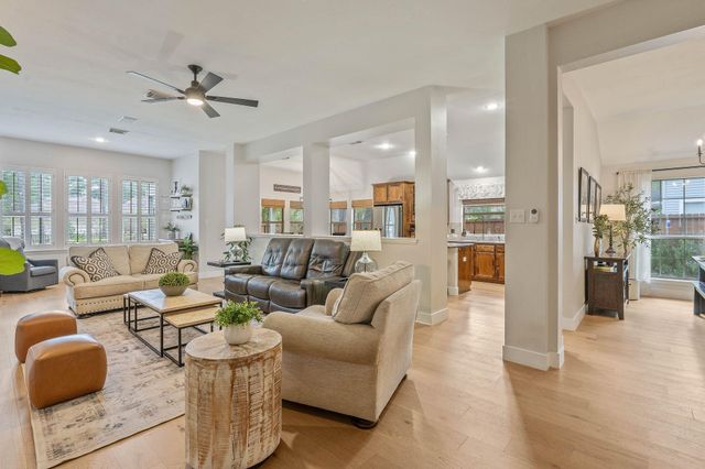 2408 Hollowbrook Lane, Conroe, TX 77384