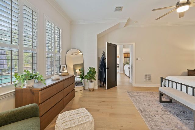 2408 Hollowbrook Lane, Conroe, TX 77384