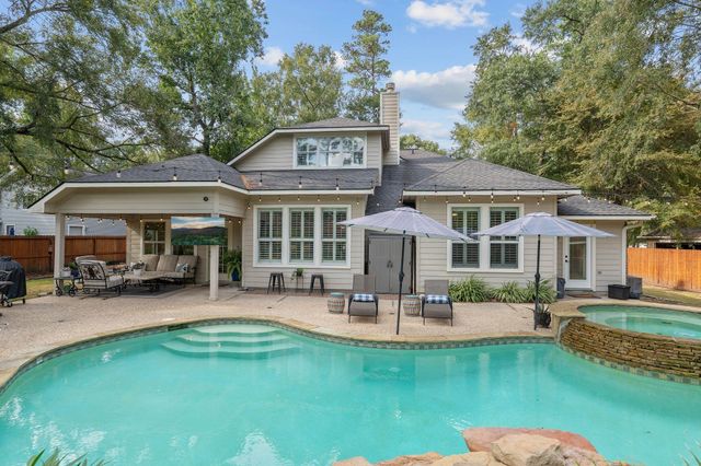 2408 Hollowbrook Lane, Conroe, TX 77384