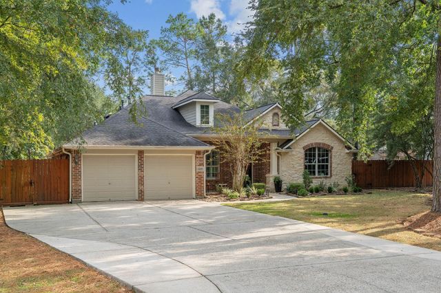 2408 Hollowbrook Lane, Conroe, TX 77384