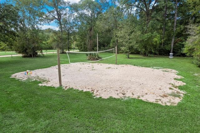 2408 Hollowbrook Lane, Conroe, TX 77384