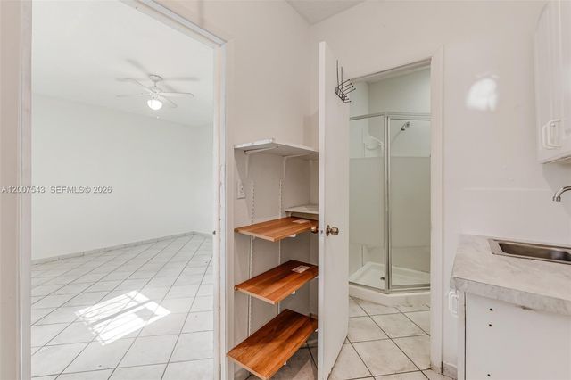 9610 SW 16th St, Miami, FL 33165