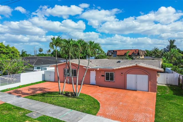 9610 SW 16th St, Miami, FL 33165