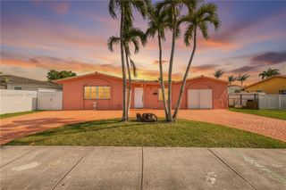 9610 SW 16th St, Miami, FL 33165
