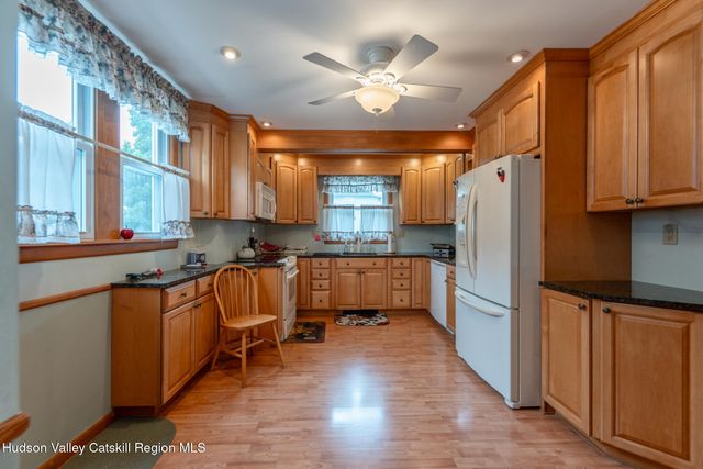 284 Clifton Avenue, Kingston, NY 12401