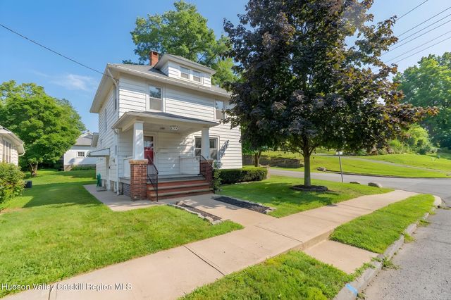 284 Clifton Avenue, Kingston, NY 12401