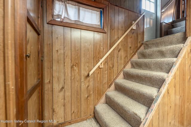 284 Clifton Avenue, Kingston, NY 12401