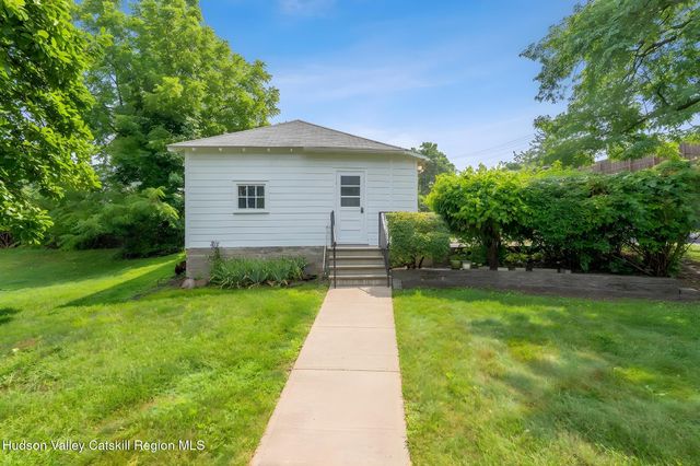 284 Clifton Avenue, Kingston, NY 12401