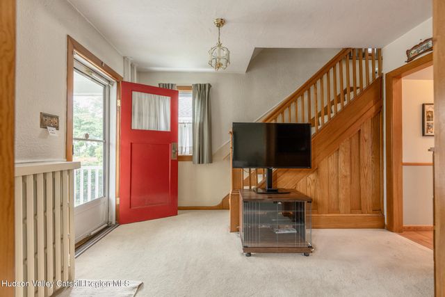 284 Clifton Avenue, Kingston, NY 12401