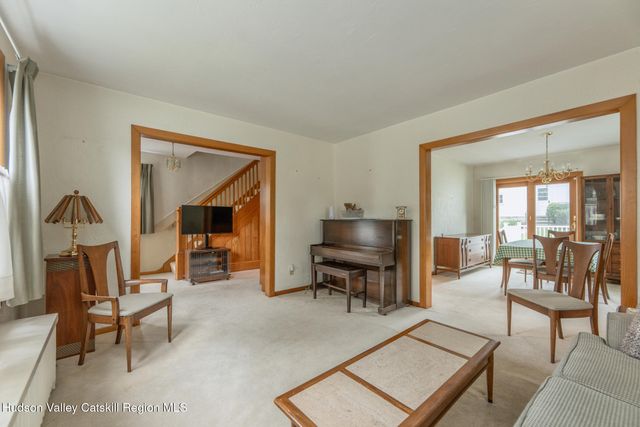 284 Clifton Avenue, Kingston, NY 12401