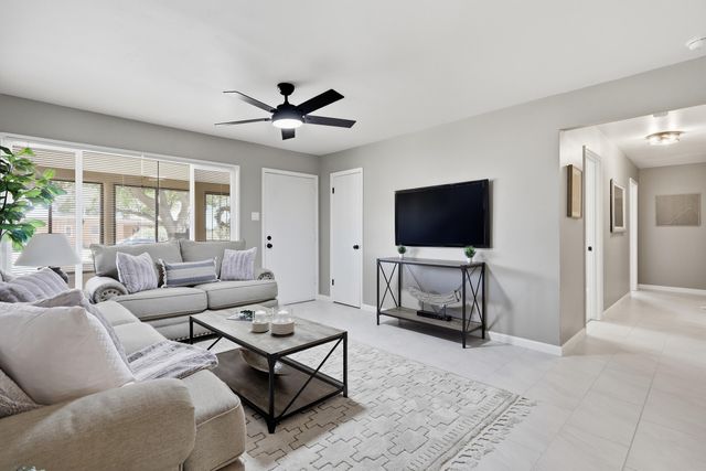9801 Leyendecker Road NE, Albuquerque, NM 87112