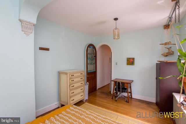 1608 N DOVER ST, Philadelphia, PA 19121