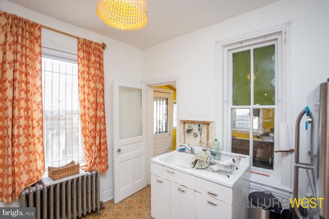 1608 N DOVER ST, Philadelphia, PA 19121