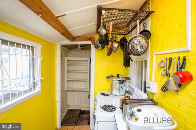 1608 N DOVER ST, Philadelphia, PA 19121