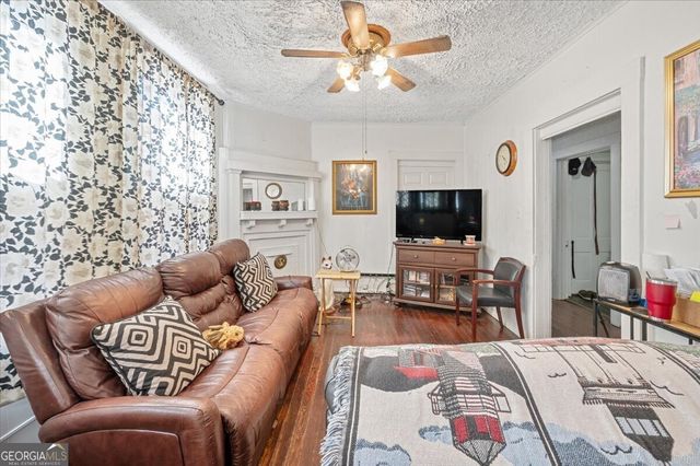 420 W 42Nd Street, Savannah, GA 31401