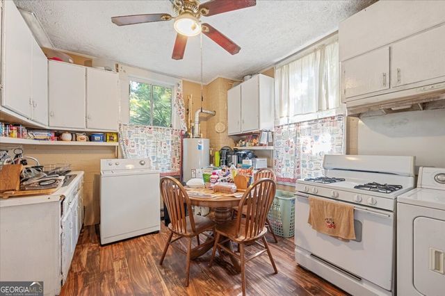 420 W 42Nd Street, Savannah, GA 31401