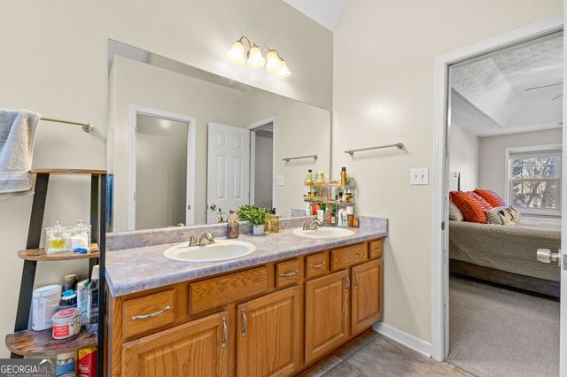 205 Mossy Hollow, Newnan, GA 30265