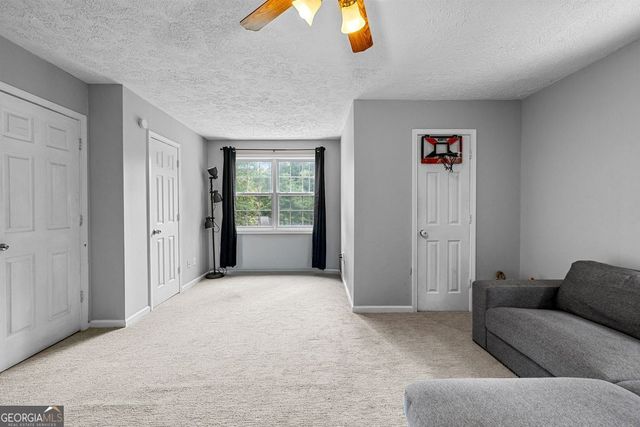 205 Mossy Hollow, Newnan, GA 30265