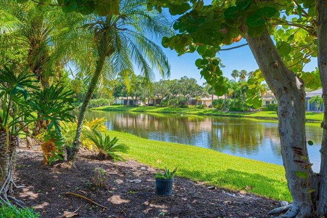 8332 Muirfield Way, Port St. Lucie, Port St Lucie, FL 34986