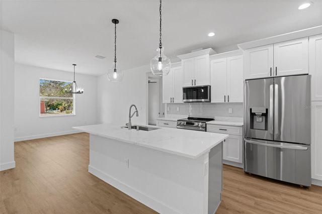 1525 LOG LANE, North Port, FL 34286