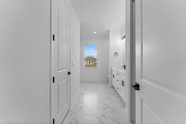 1525 LOG LANE, North Port, FL 34286