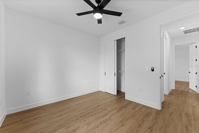 1525 LOG LANE, North Port, FL 34286