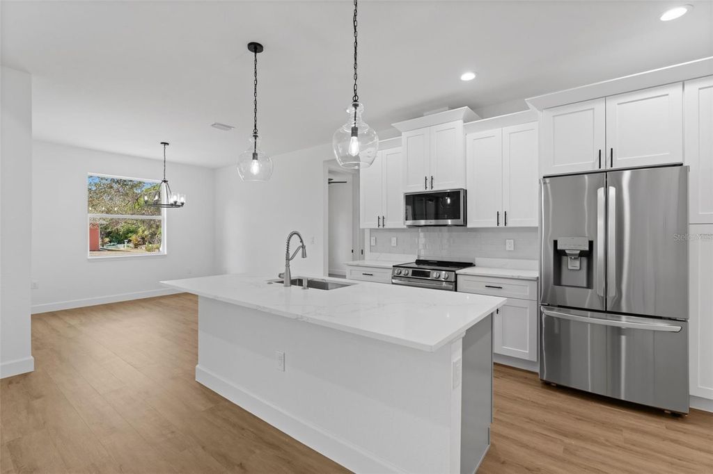 Image 13 of property listing at 1525 LOG LANE, North Port, FL 34286