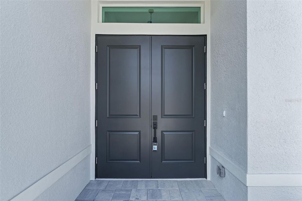 Image 3 of property listing at 1525 LOG LANE, North Port, FL 34286