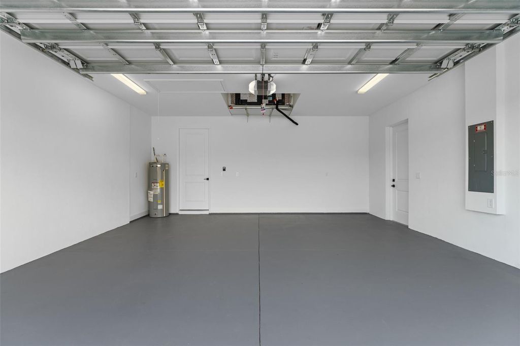 Image 35 of property listing at 1525 LOG LANE, North Port, FL 34286