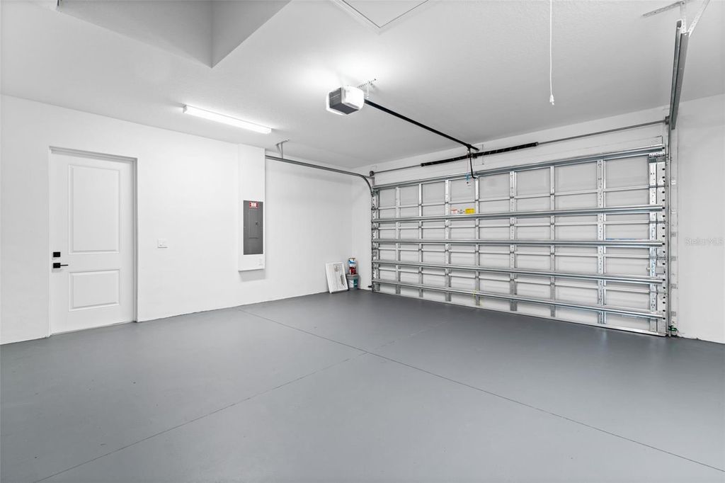 Image 36 of property listing at 1525 LOG LANE, North Port, FL 34286