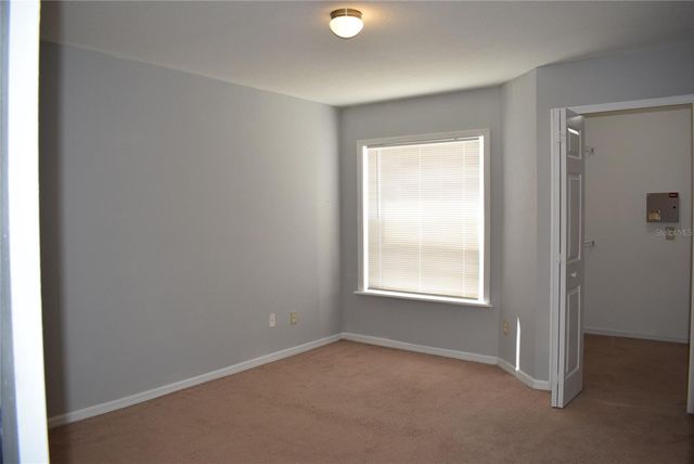8801 LATREC AVENUE 8105, Orlando, FL 32819