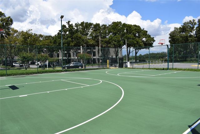8801 LATREC AVENUE 8105, Orlando, FL 32819