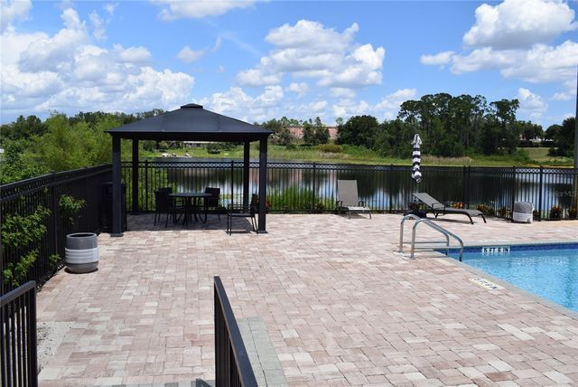 8801 LATREC AVENUE 8105, Orlando, FL 32819
