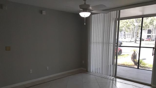 8801 LATREC AVENUE 8105, Orlando, FL 32819
