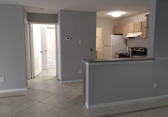 8801 LATREC AVENUE 8105, Orlando, FL 32819