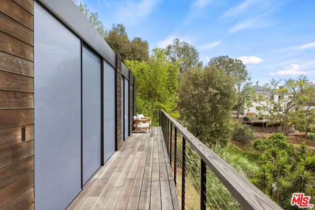 1664 N Benton Way, Los Angeles, CA 90026