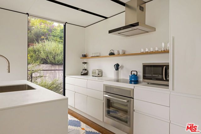 1664 N Benton Way, Los Angeles, CA 90026