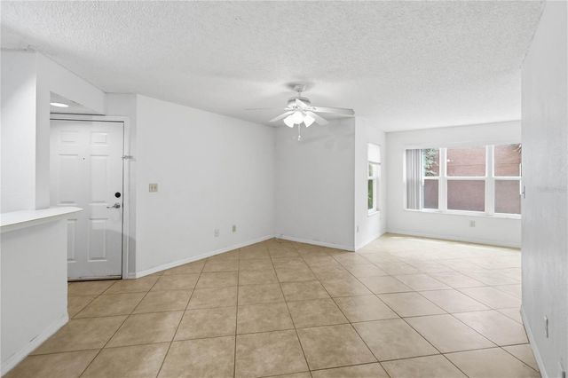 4572 COMMANDER DRIVE 1227, Orlando, FL 32822