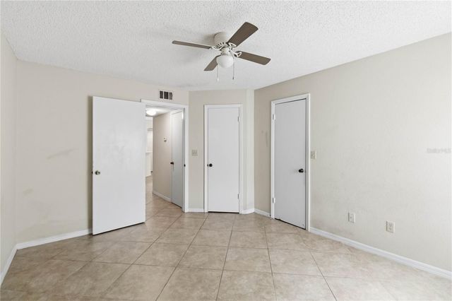 4572 COMMANDER DRIVE 1227, Orlando, FL 32822