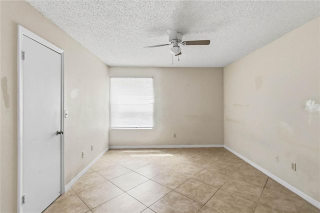 4572 COMMANDER DRIVE 1227, Orlando, FL 32822