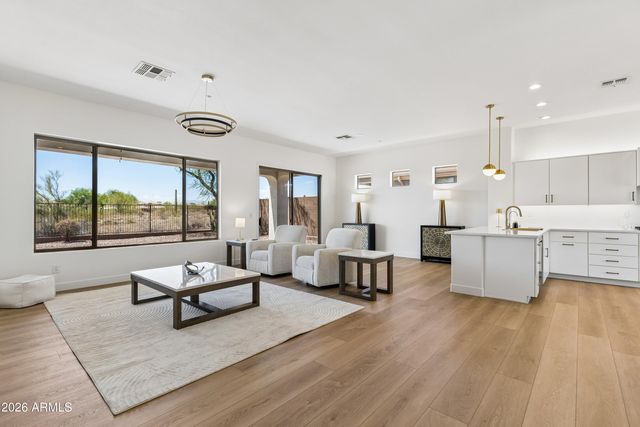 42122 N Anthem Springs Road, Anthem, AZ 85086