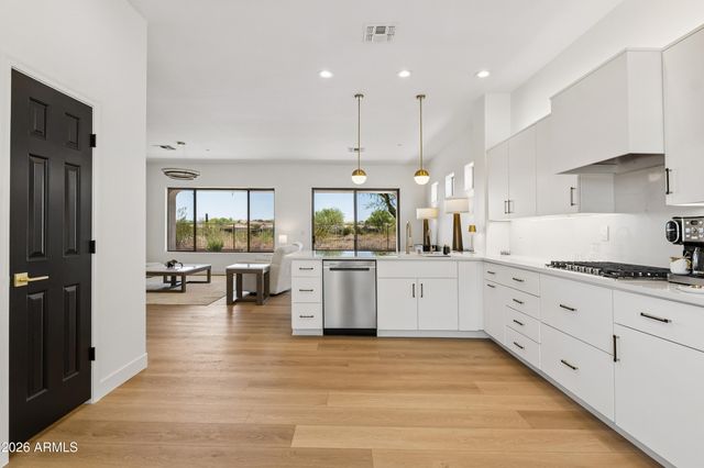 42122 N Anthem Springs Road, Anthem, AZ 85086