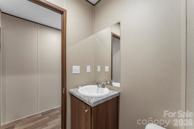 162 Ada Way, Hendersonville, NC 28791
